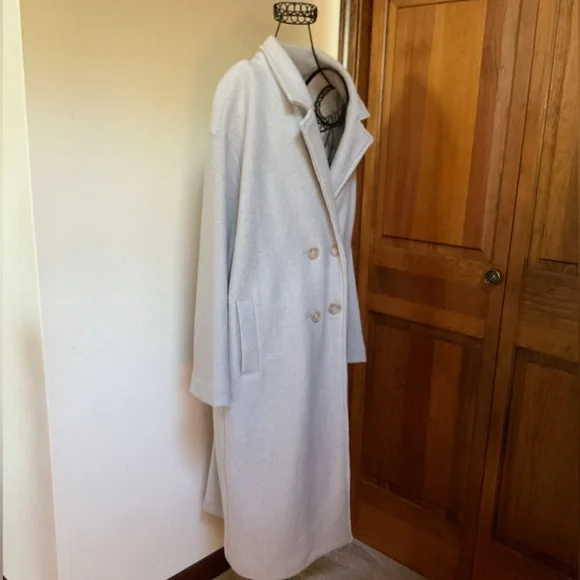 Tahiti Women's Gray Double-Breasted Coat, Large, New - Picture 5 of 9